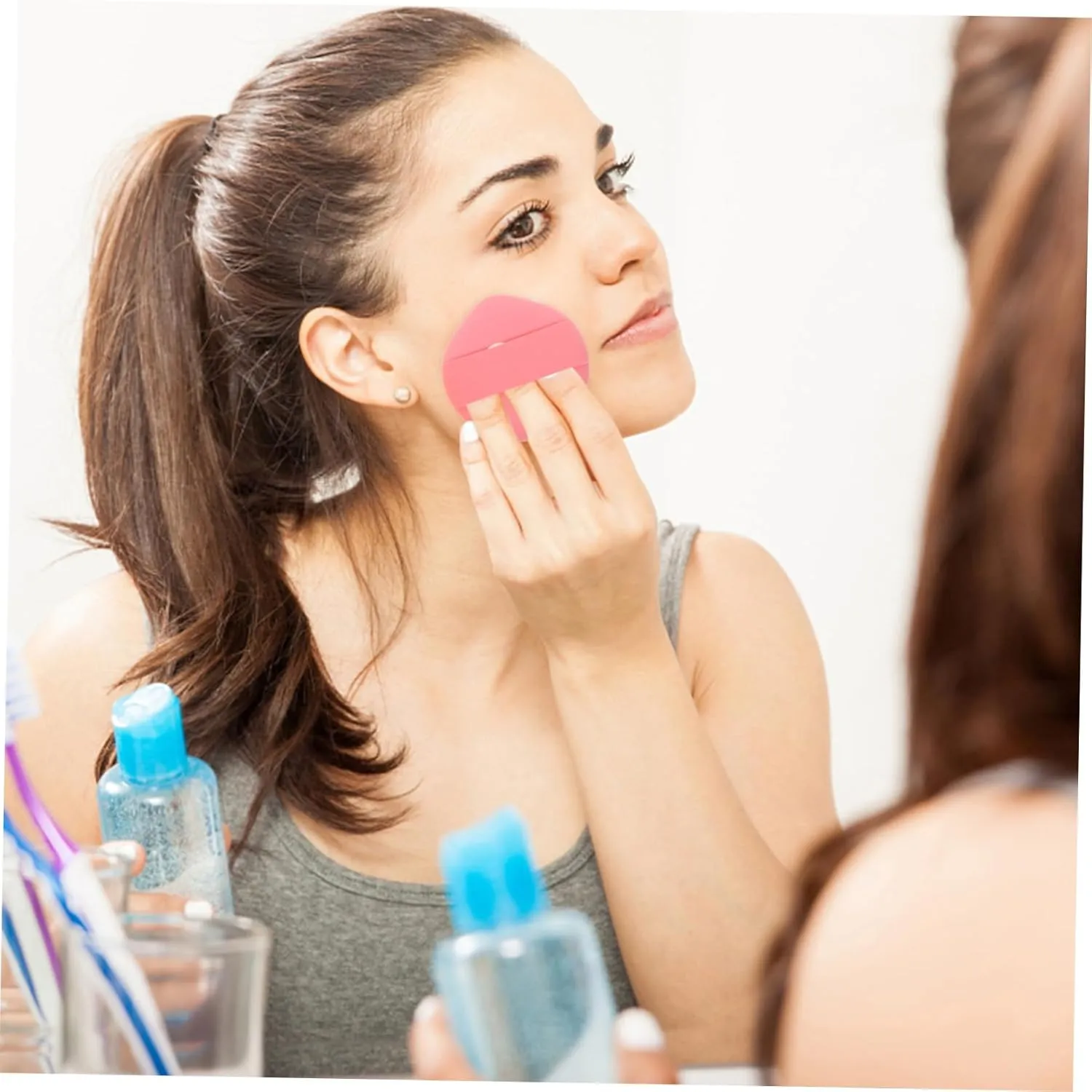 12pcs Makeup Sponge Round Foam Foundation Applicators for Cream Powder and Blush Soft Skin-friendly Multi-purpose Beauty Tools for Home and Travel Use