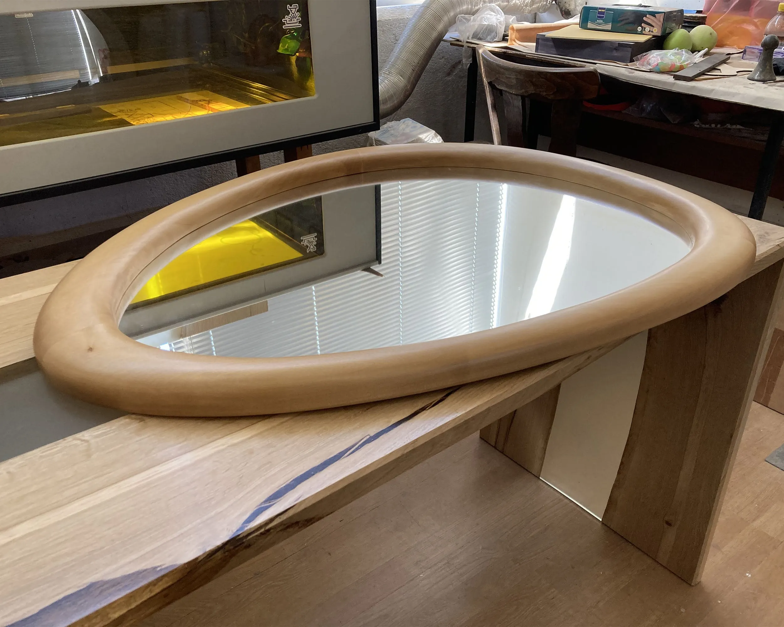 AMEBA asymmetric wall mirror