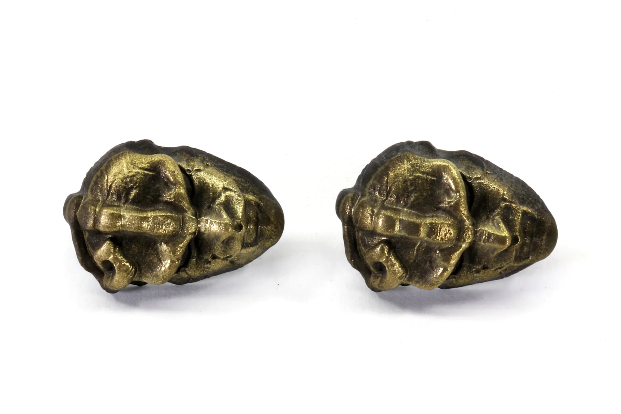 Ancient Stone Mask Brass Pin - Jojos Bizarre Adventure