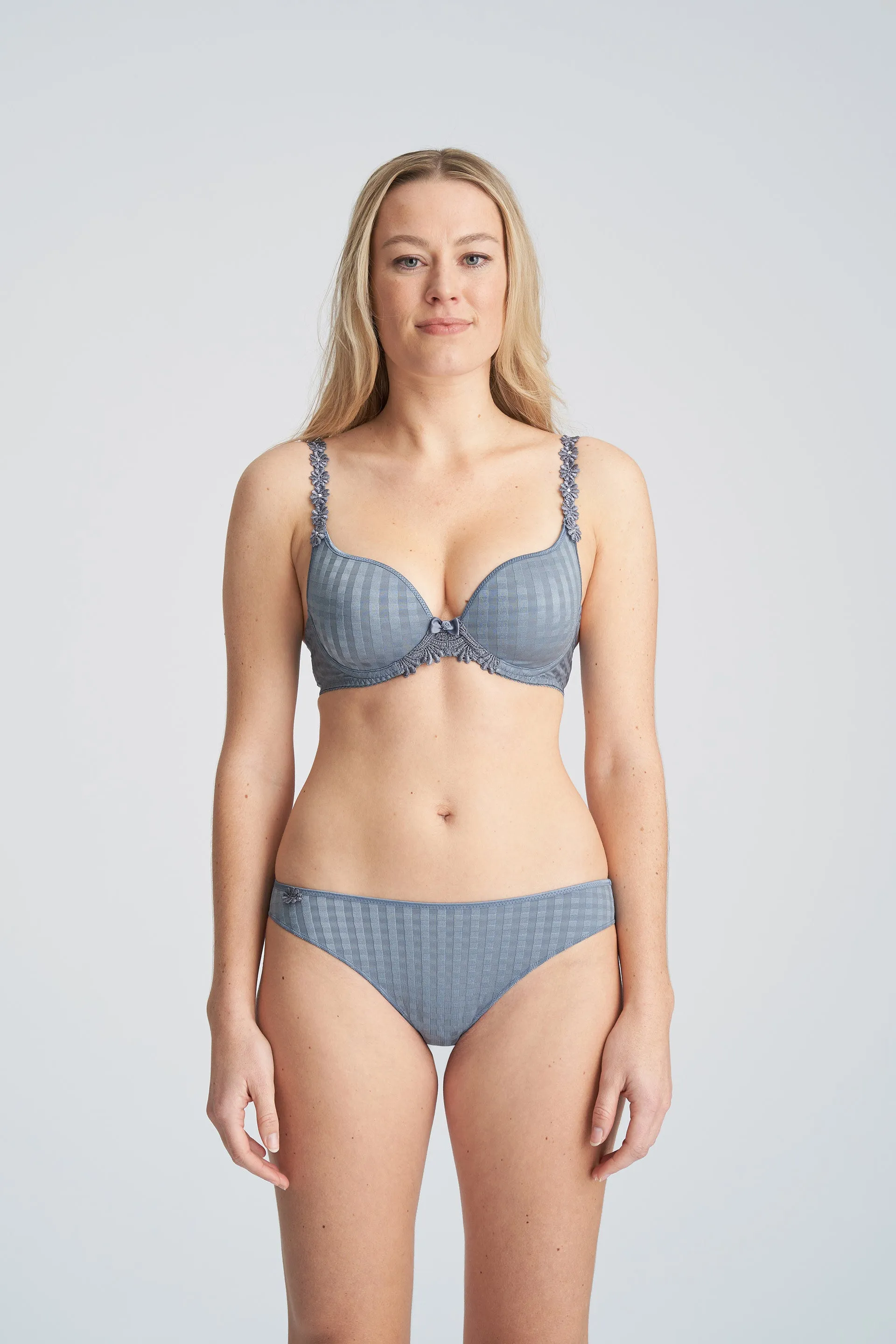 Avero Heart Shape | Atlantic Blue