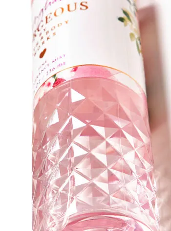 BATH AND BODY WORKS Gingham Gorgeous Fine Fragrance Mist مست معطر للجسم