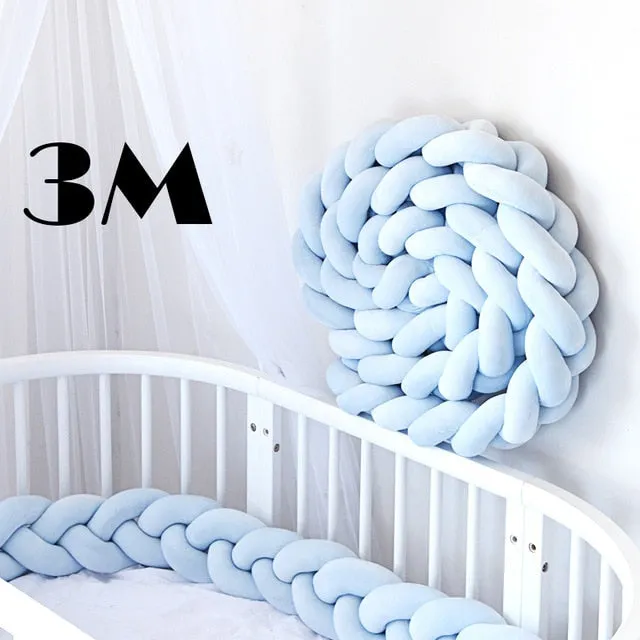Contour de lit de bébé II