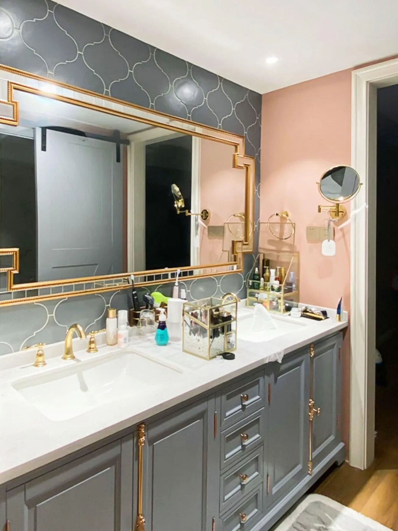 Decorative Wall Accent Mirror | MIRIAM