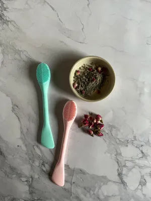 Double-Ended Face Mask Applicator