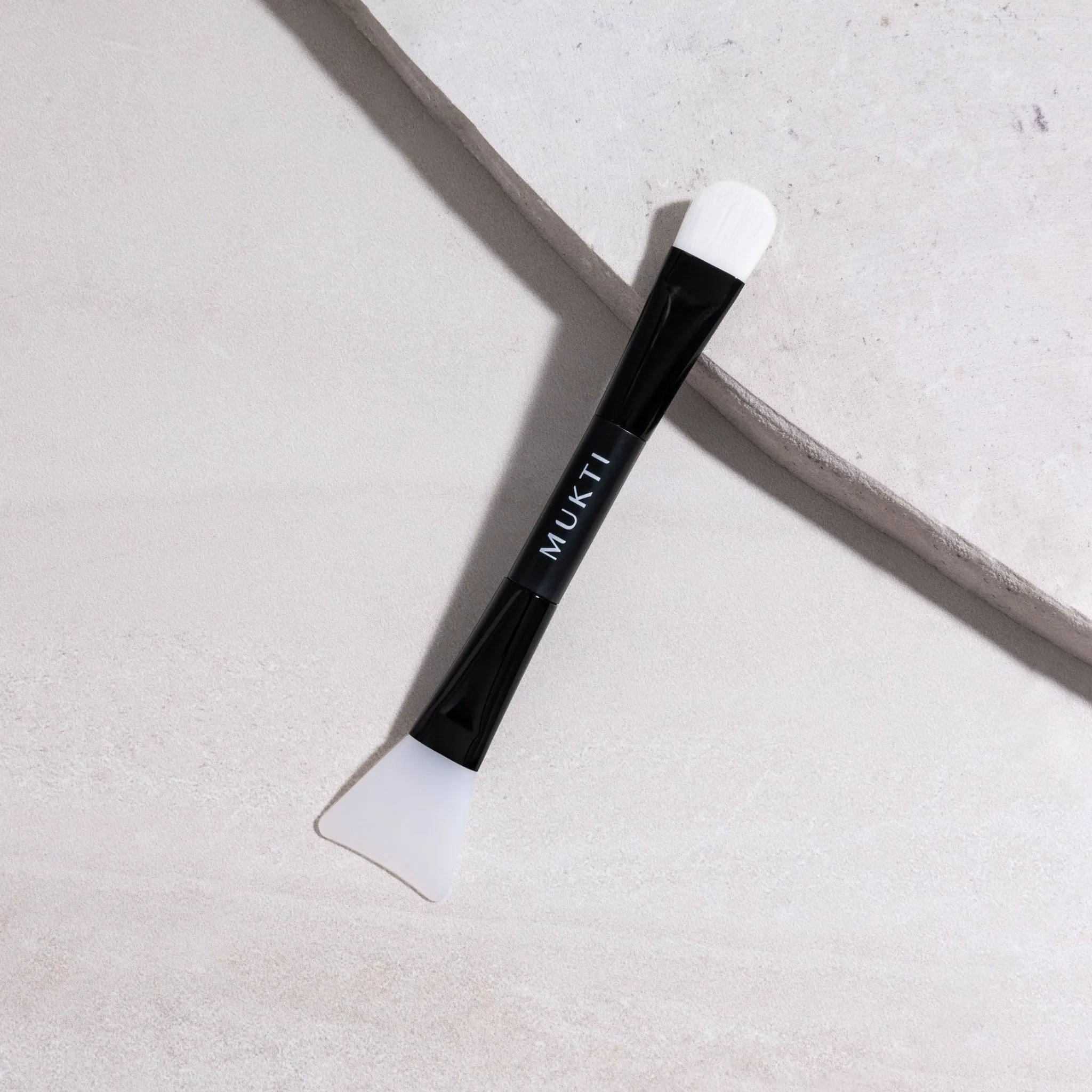 Double-Ended Mask Brush