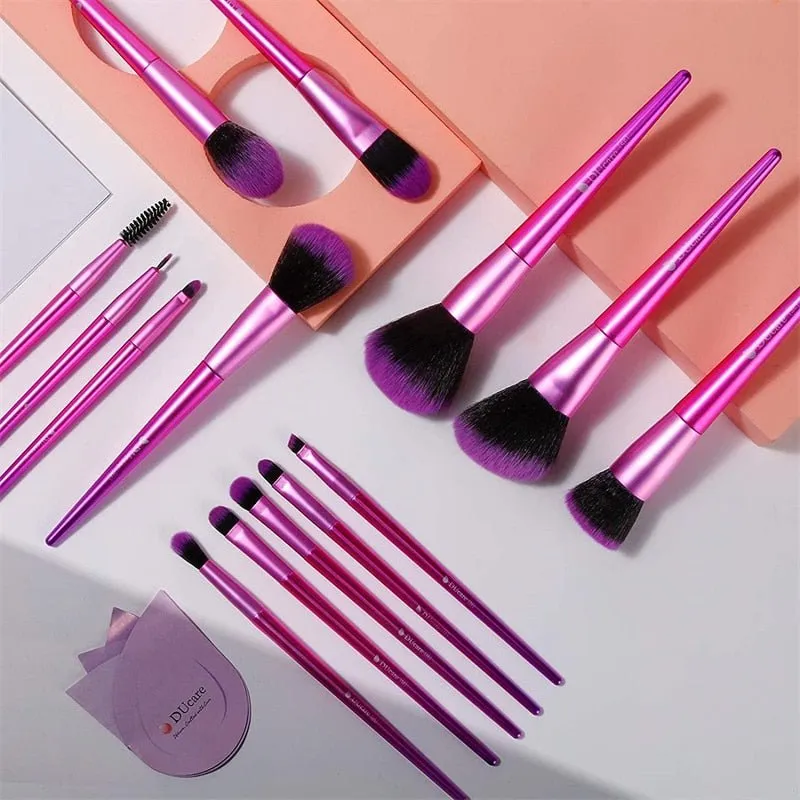 DUcare Makeup Brushes 15Pcs Rose Makeup Brush Set Synthetic Hair for Eyeshadow Eyeliner Foundation Powder Blush Makeup Cosmetic