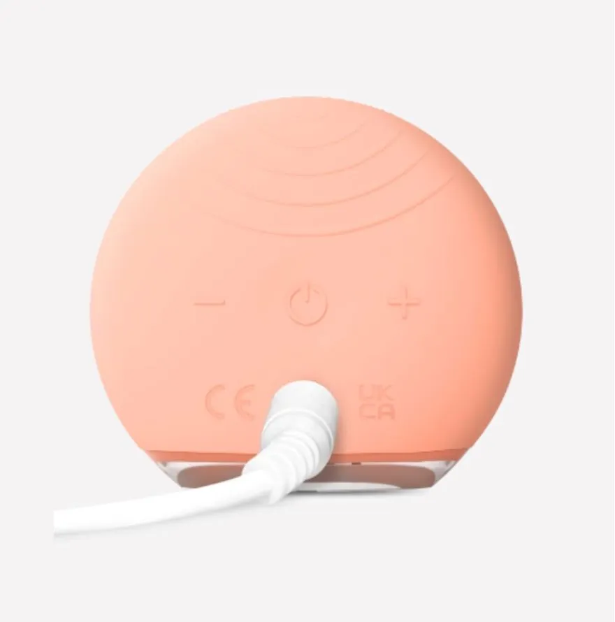 Foreo LUNA 4 Go Travel Cleansing Device
