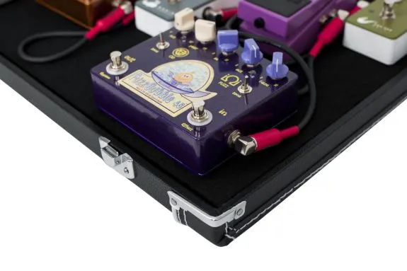 Gator GW-GIGBOX-JR Pedal Board/Guitar Stand Case