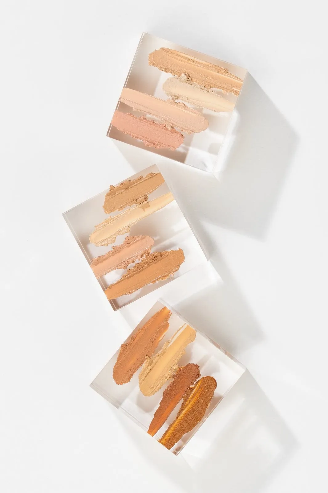 Glo Skin Beauty - Glo Under Eye Concealer - Sand, 3,1 g