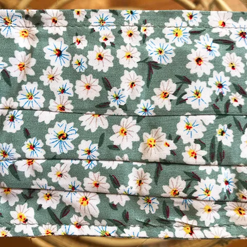 Grey Daisy Face Mask - Adult