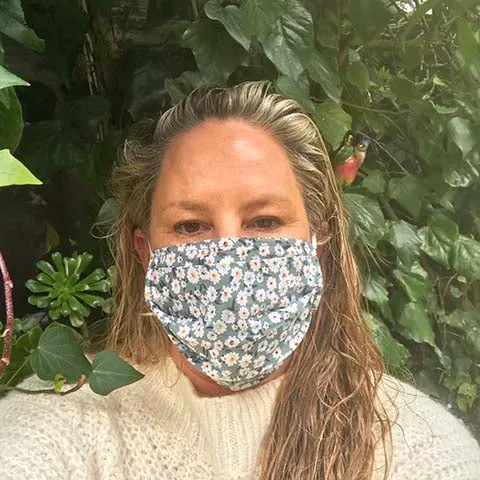 Grey Daisy Face Mask - Adult