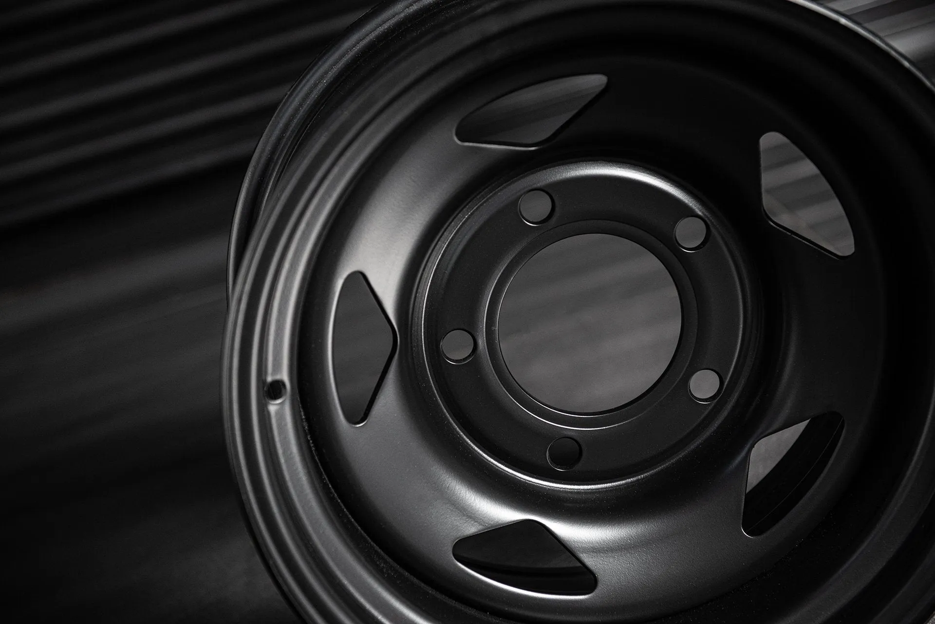 Land Rover Defender (1991-2016) 1947 Heritage Steel Wheels