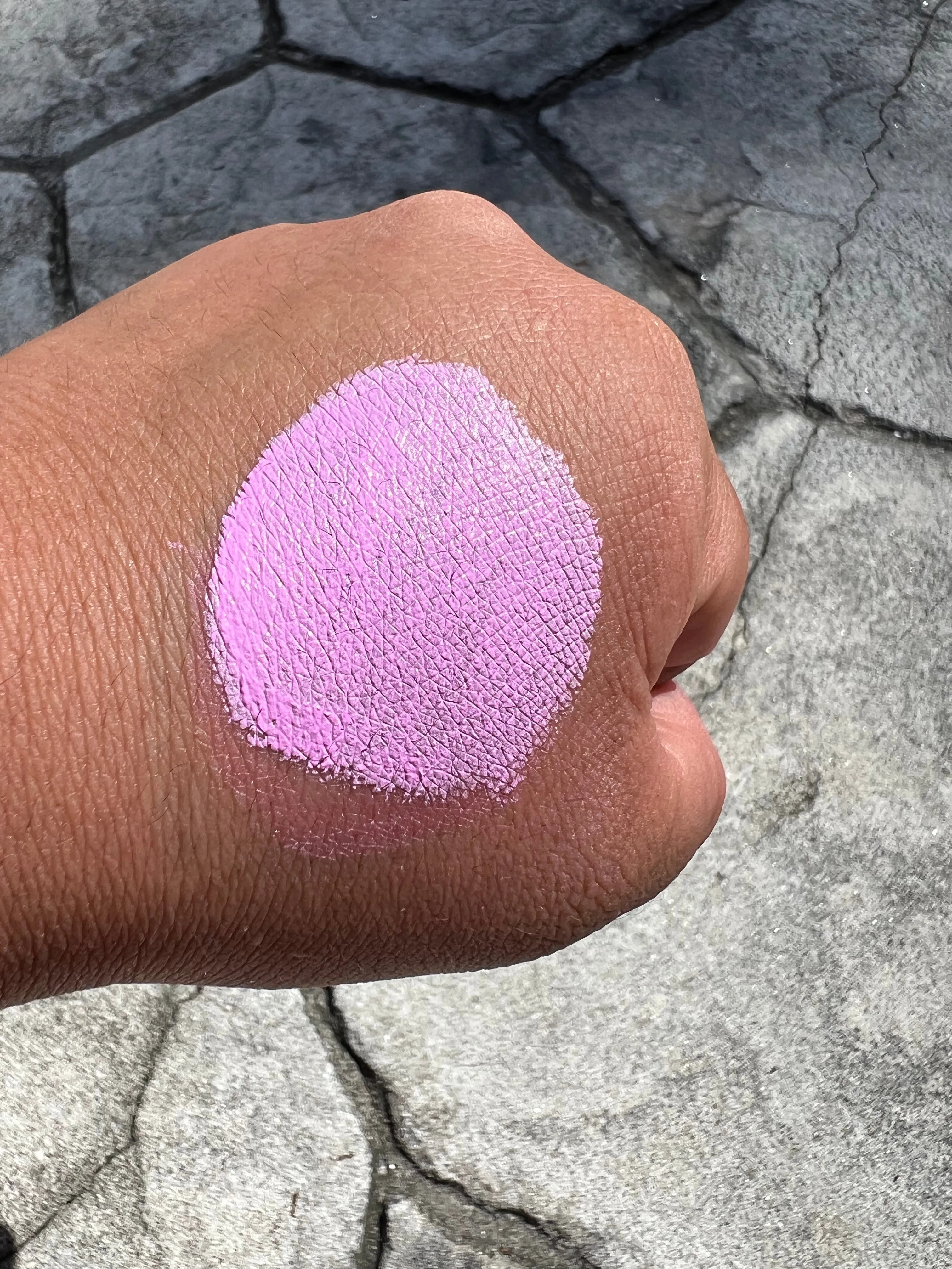Lilac Eyeshadow Base