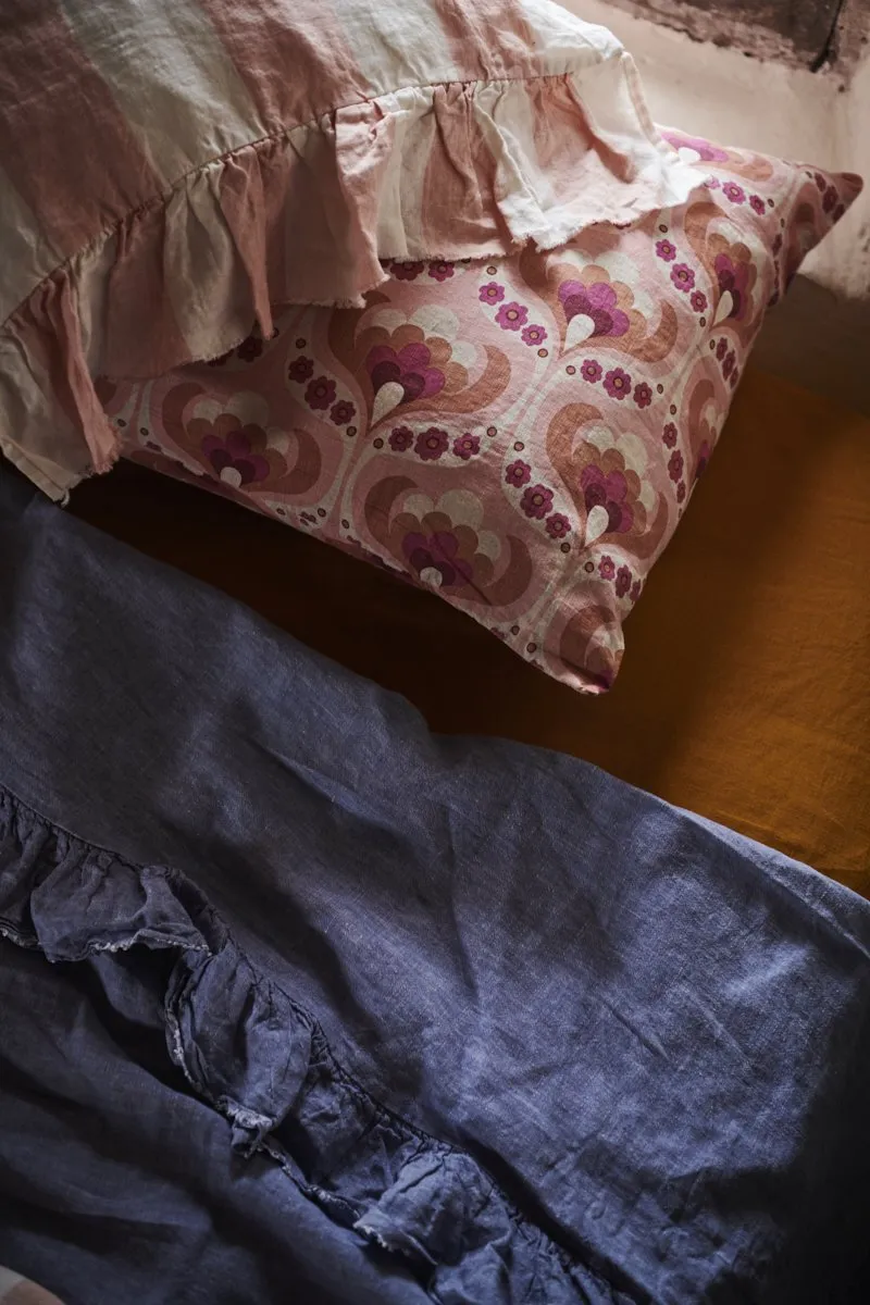 Linen Pillowcase Set Ruffle: Blush Stripe