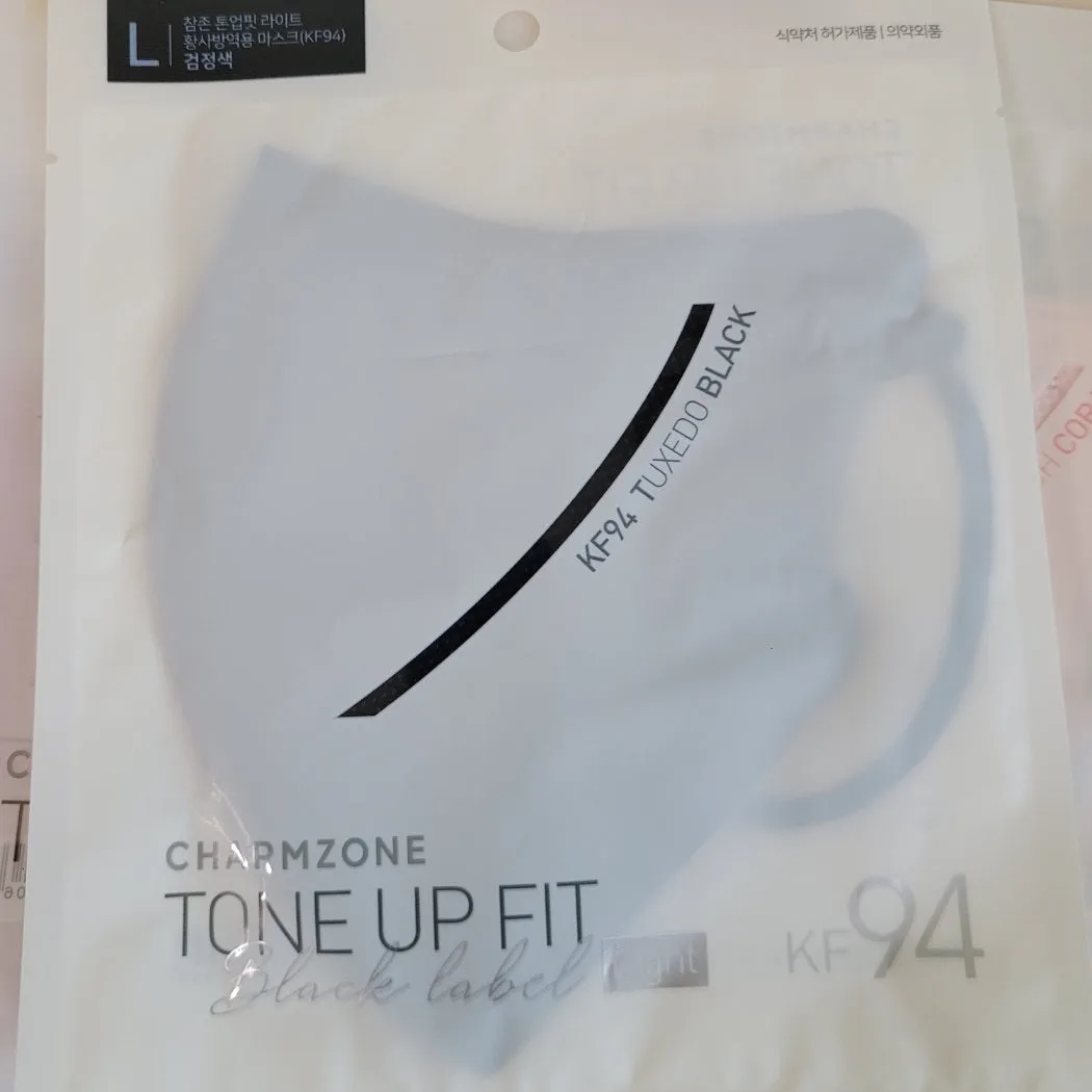 Made in Korea CHARMZONE Tone up fit Black label Light KF94 Mask