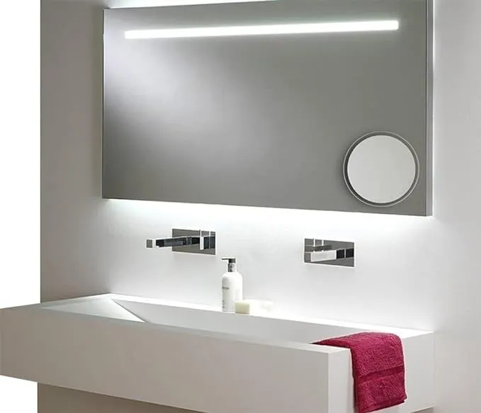 Mavoro 10X Magnifying Mirror with Triple Suction Cups