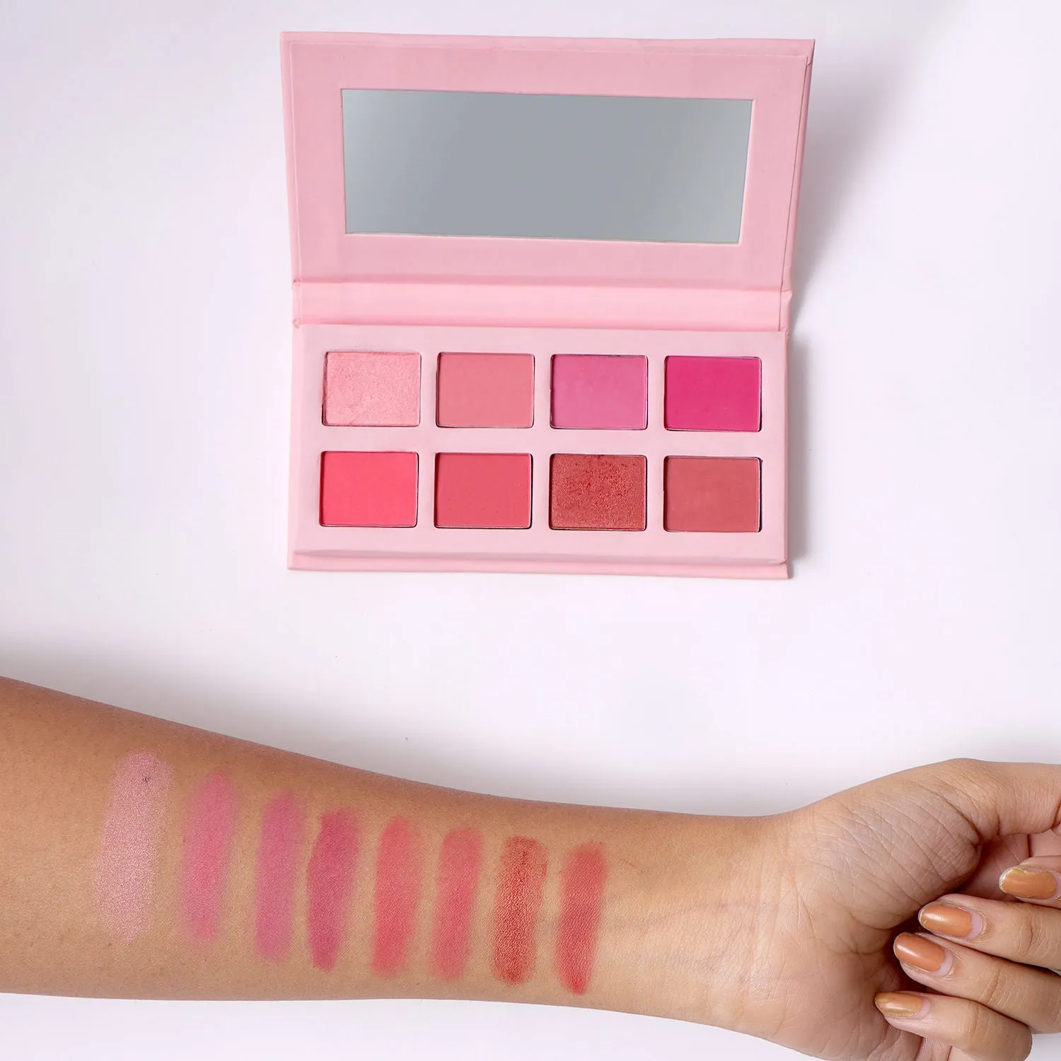 NY Bae Pro Blush Palette - 01 (16 g) | Blendable | 8 In 1 | Matte & Shimmer Shades | Rich Colour | Multipurpose | Travel Friendly