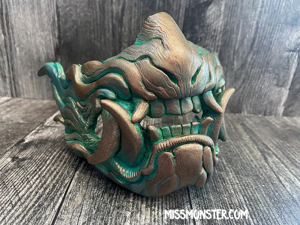 PATREON- SNARL HALF MASK- ANTIQUE BRONZE