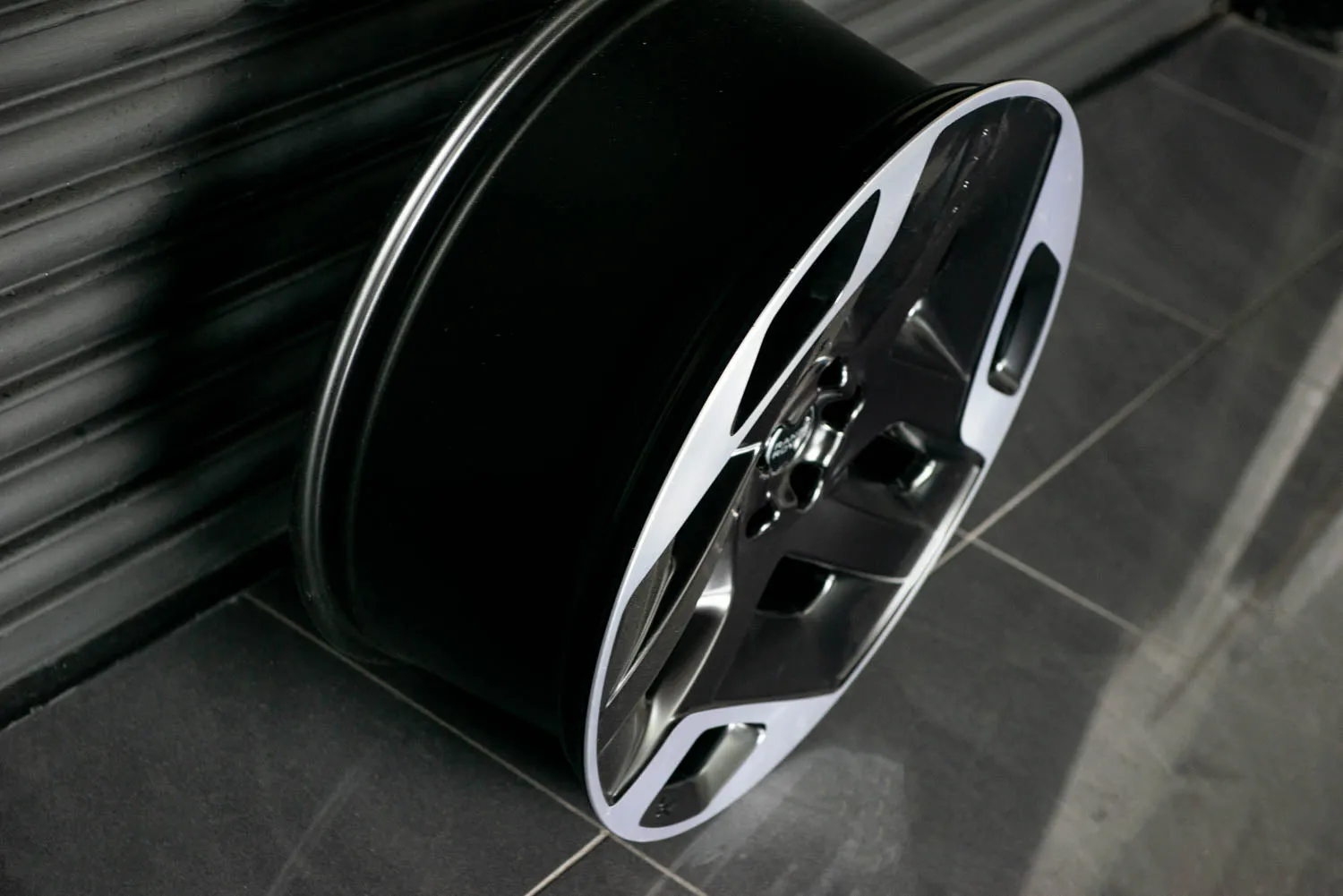 Range Rover (2012-2018) Type 33 Alloy Wheels