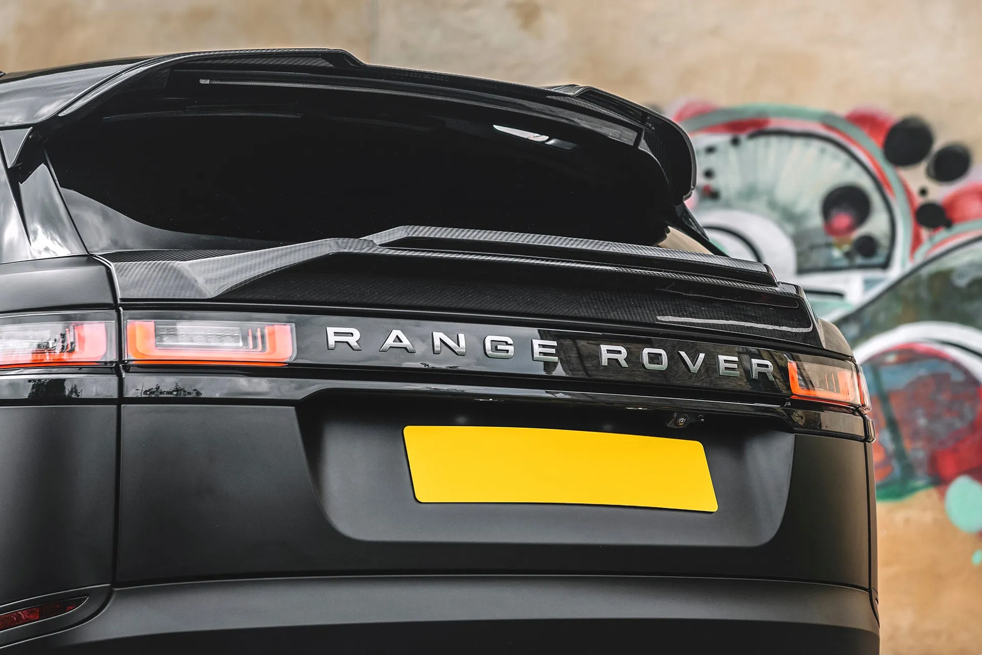 Range Rover Velar Pace Car