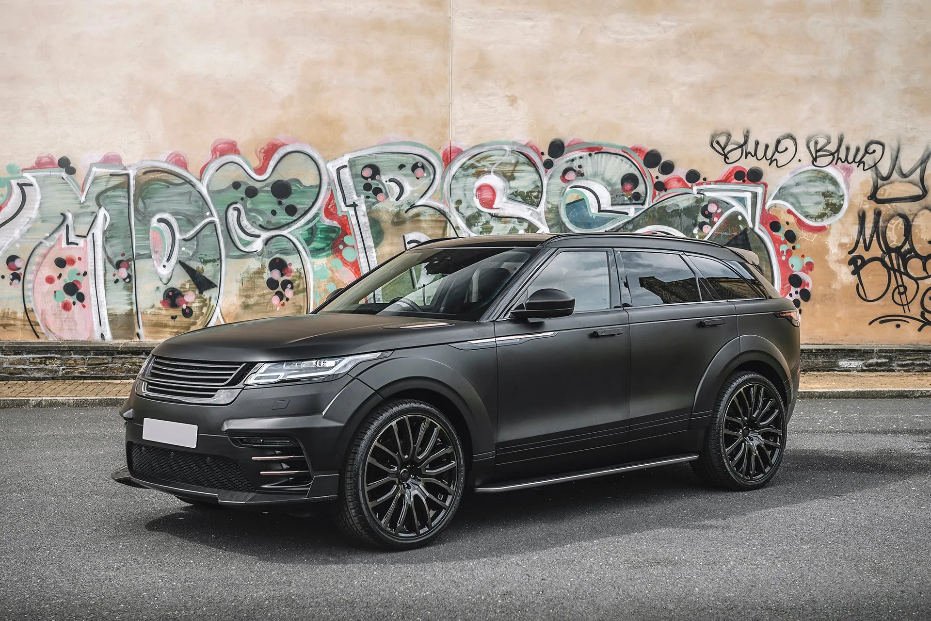 Range Rover Velar Pace Car