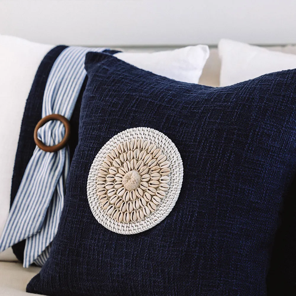 RATTAN & SHELL DISK