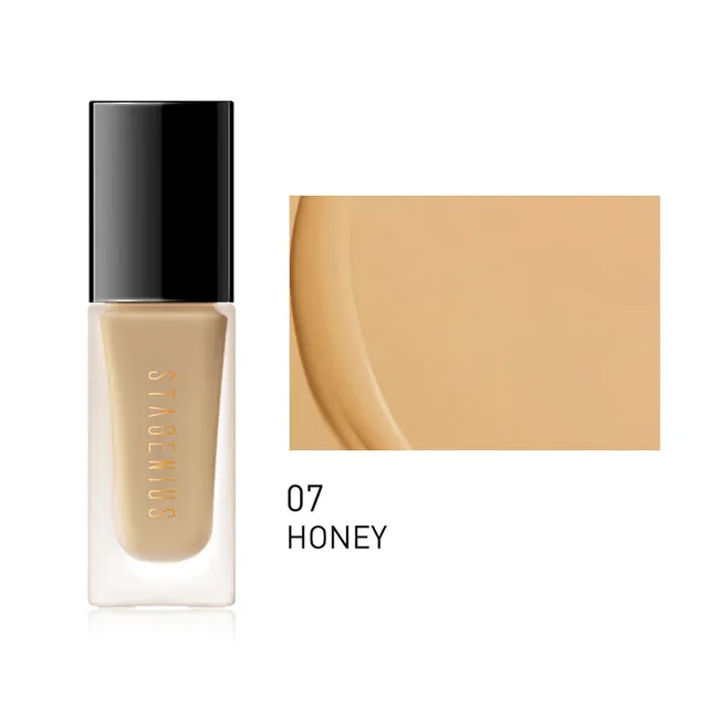 Red Carpet Lightweight Concealer Liquid Foundation