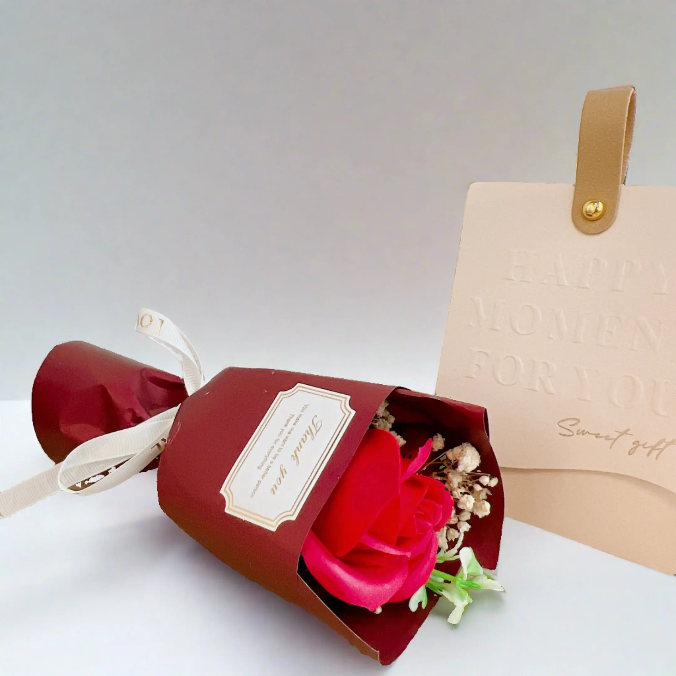 Red Soap Flower Bouquet, L'expression Timeless Soap Flowers