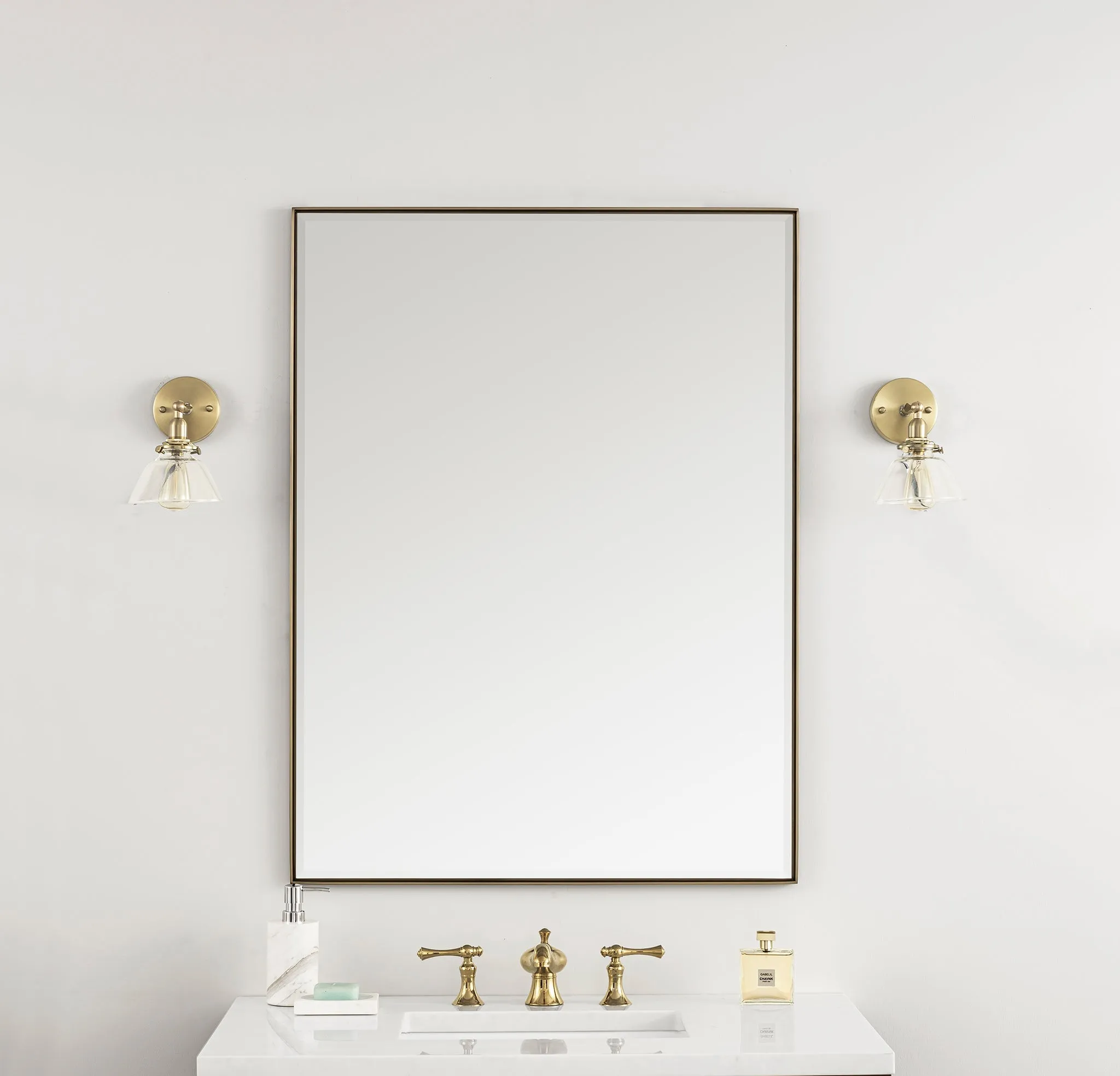 Rohe 30" Rectangular Mirror in Champagne Brass