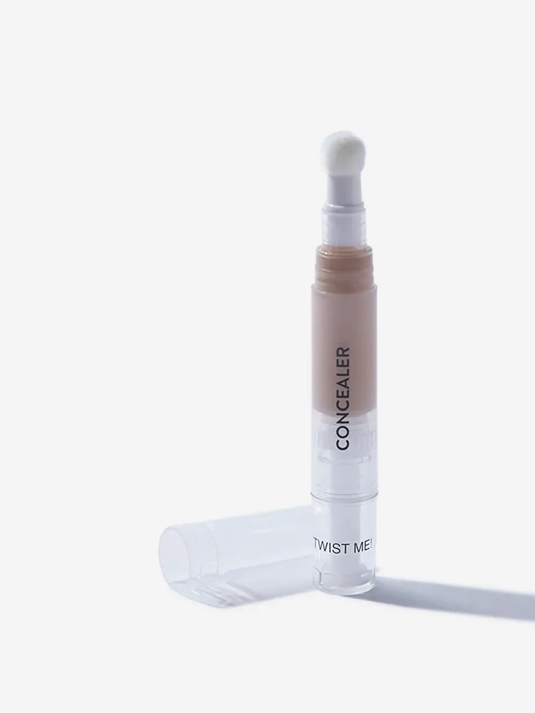 Studiowest Caramel Concealer - 4.5 GM