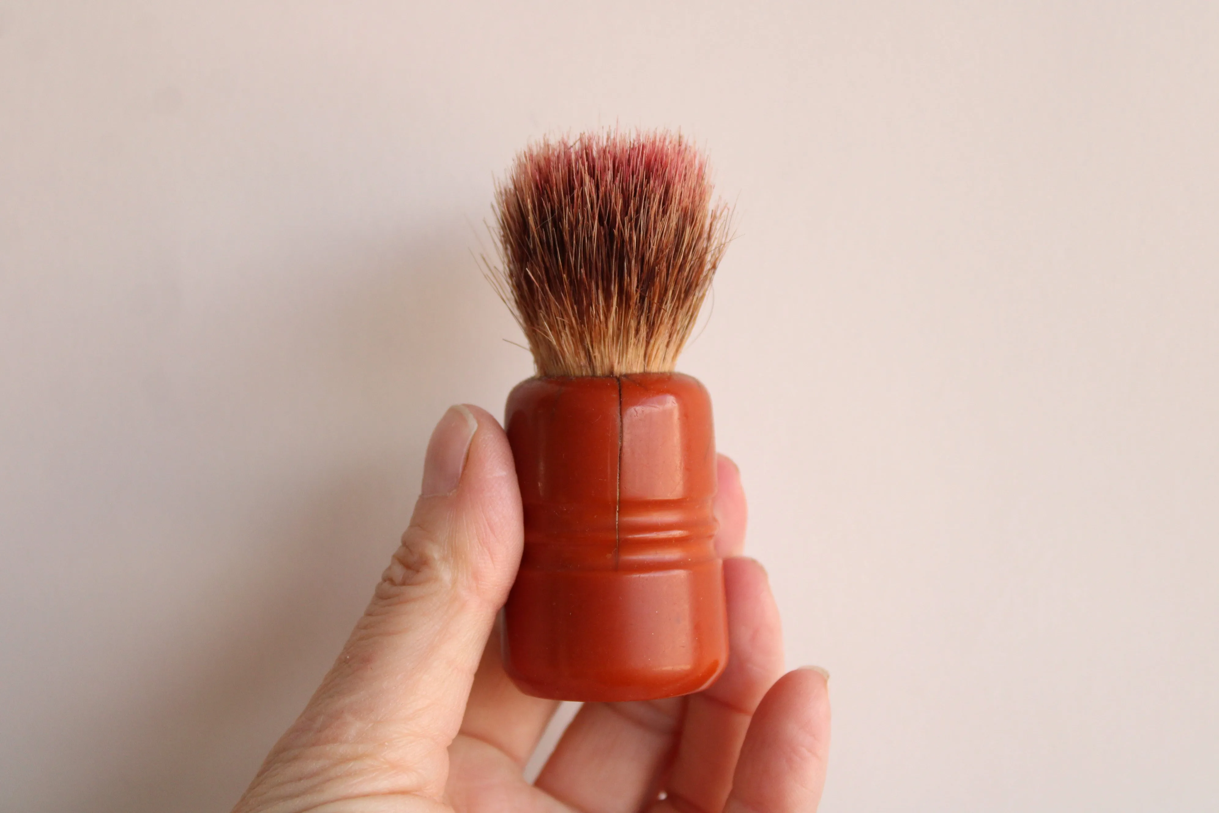 Vintage 1950s Saving Brush