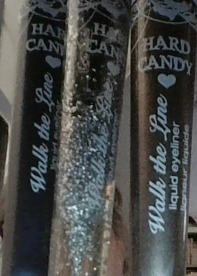 Walk the LIne LIquid Eyeliner (Lace (silver glitter))